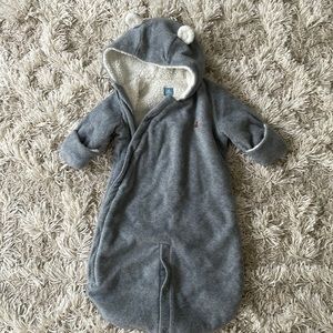 Baby gap winter suit / coat size 3-6m